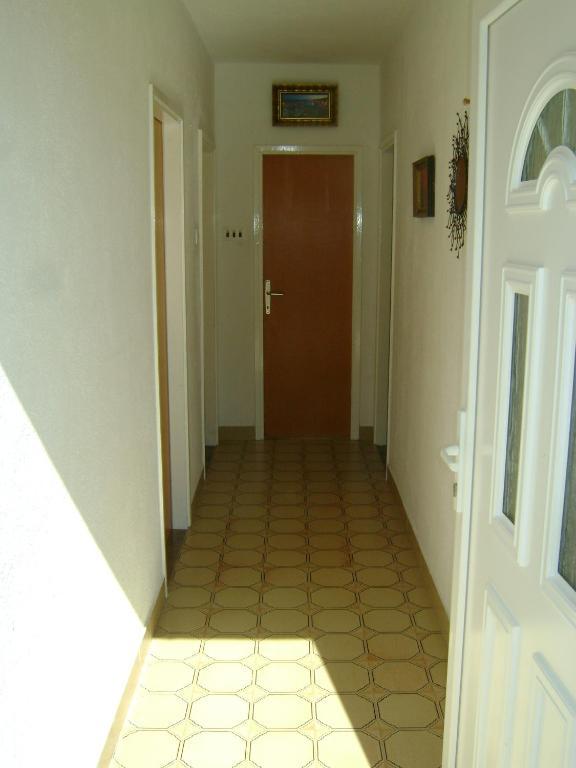 Apartments Mila Bol Quarto foto