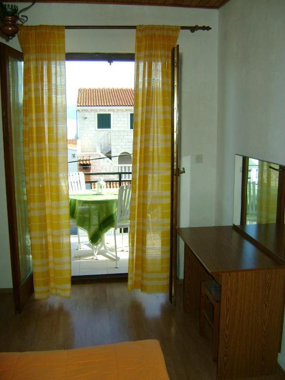 Apartments Mila Bol Quarto foto