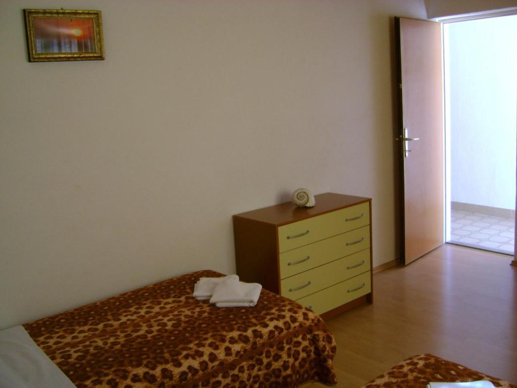 Apartments Mila Bol Quarto foto